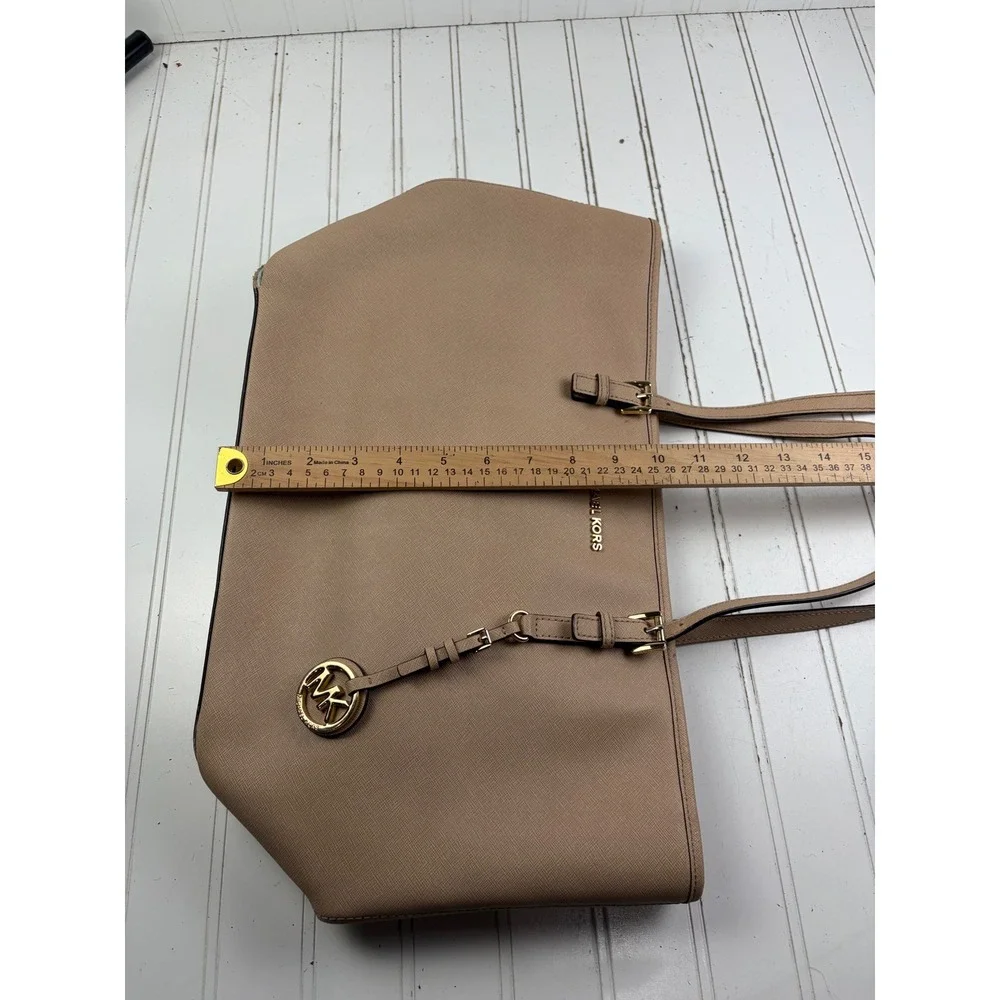 Michael Kors Vintage Jet Set Beige Saffiano Leather Tote Shoulder Bag SEE FLAW